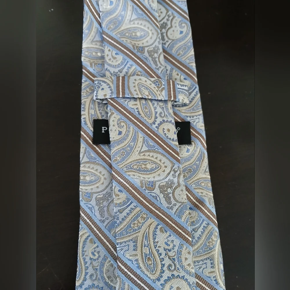Pronto Uomo elegant paisley